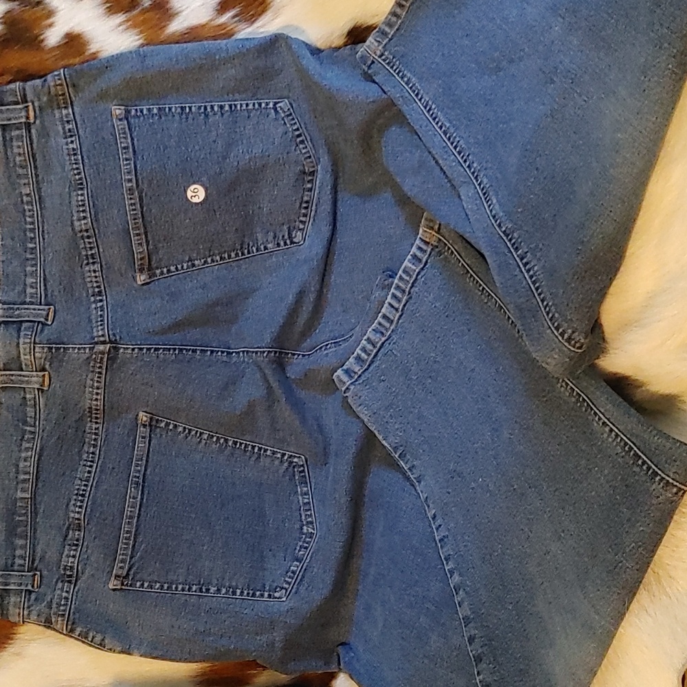 Eagles Wears Jeans Sz 36